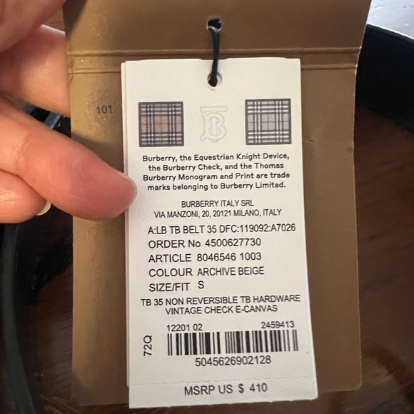 NWT, Authentic Burberry Black and Cream Belt with Gold Buckle - Picture 6 of 7